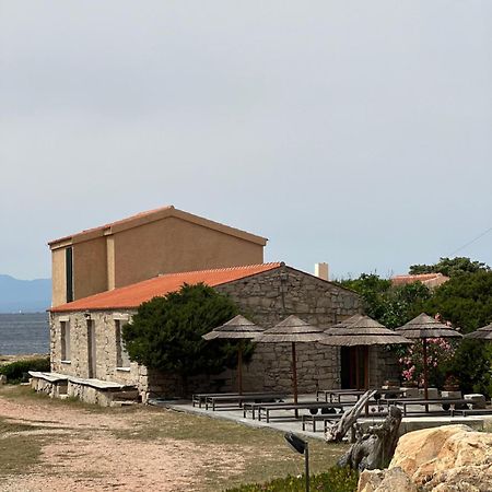 Appartamento Il Caracolo A Cala Francese La Maddalena  Luaran gambar