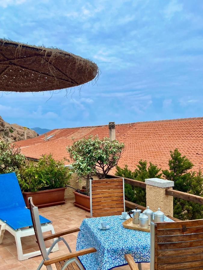Appartamento Il Caracolo A Cala Francese La Maddalena  Luaran gambar